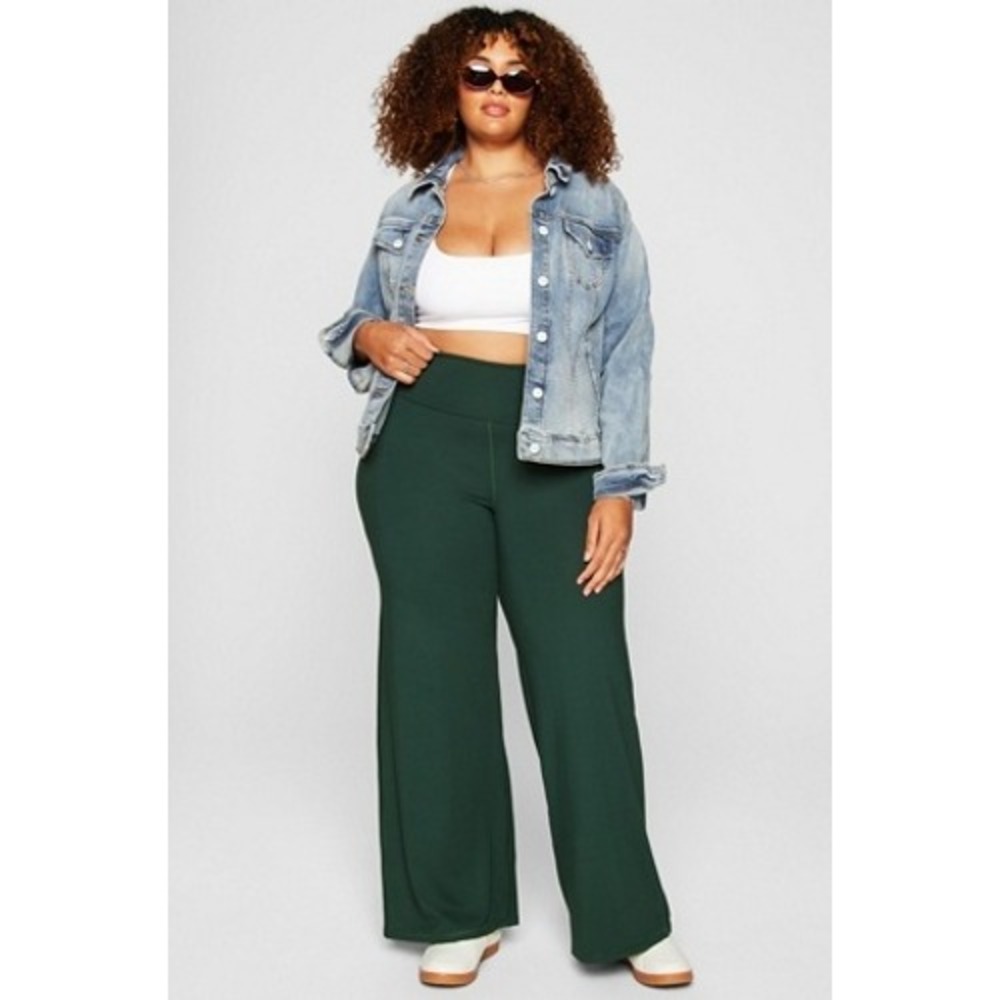 NWT Fabletics PureLuxe Foldover Pant 1X Everpine Green Wide Leg Stretchy Yoga